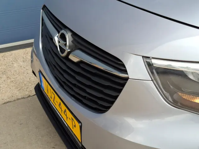 Opel Combo 1.5D L2H1 Edition 2021 Diesel 11