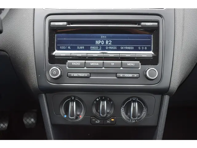 Volkswagen Polo 1.2 TSi 5Drs Comfortline 2012 Benzine 9