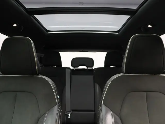 Volvo XC40 Recharge P8 AWD R-Design 2020 Elektrisch 11