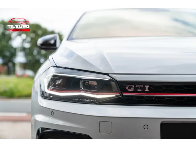 Volkswagen Polo 2.0 TSI GTI | ACC | NAVI | LED 2020 Benzine 16