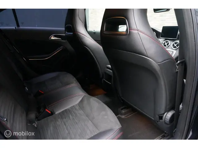 Mercedes-Benz A-Klasse 180 Prestige 2015 Benzine 31