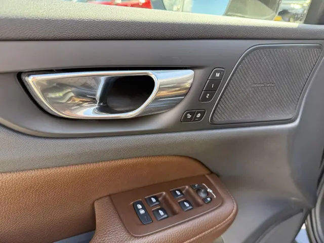 Volvo V60 2.0 T5 Inscription 2019 Benzine 29