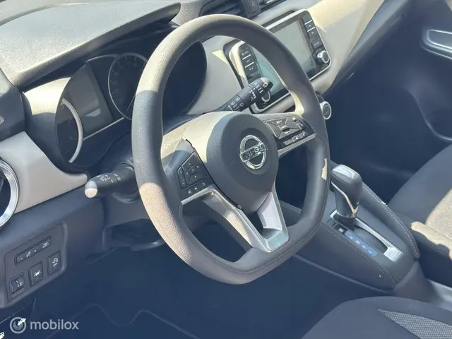 Nissan Micra 1.0 IG-T Tekna 2023 Benzine 4