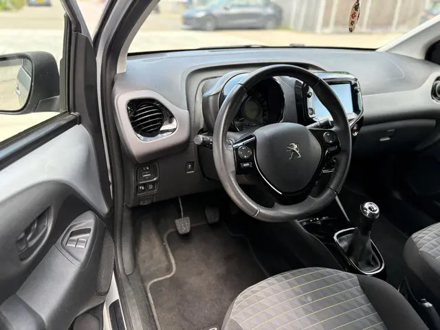 Peugeot 108 1.0 e-VTi Style 2021 Benzine 7