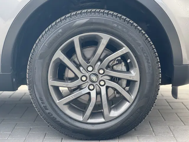 Land Rover Discovery Sport 2.2 TD4 4WD SE 2015 Diesel 5