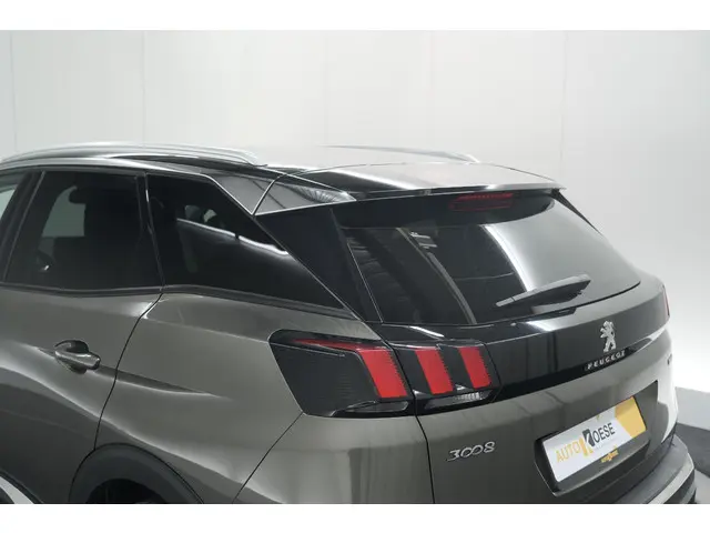 Peugeot 3008 PureTech 130 EAT6 Allure 2017 Benzine 23