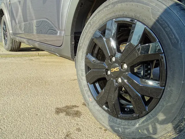 Dacia Sandero Stepway 1.0 TCe 110 Extreme 2025 Benzine 26