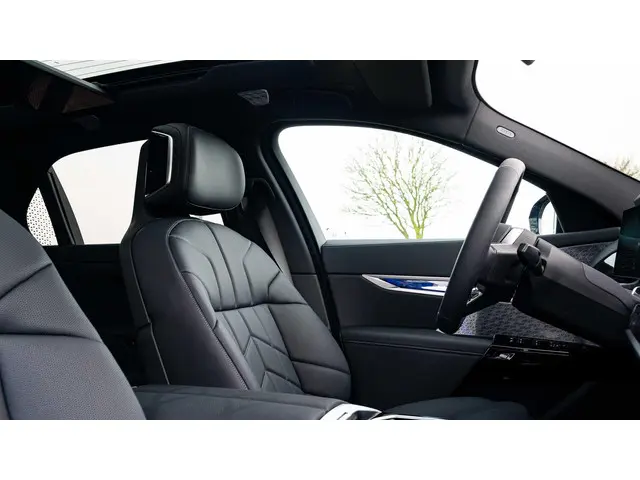 BMW i7 xDrive60 Privilege Edition 2025 Elektrisch 30