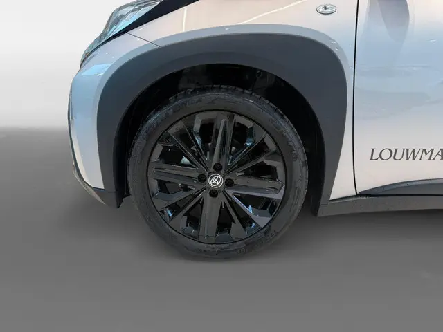 Toyota Aygo X 1.0 VVT-i MT JBL 2025 Benzine 24