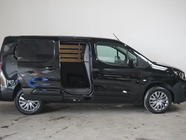 Peugeot Partner 1.5 BlueHDi 100 S&S L2 2023 Diesel 8