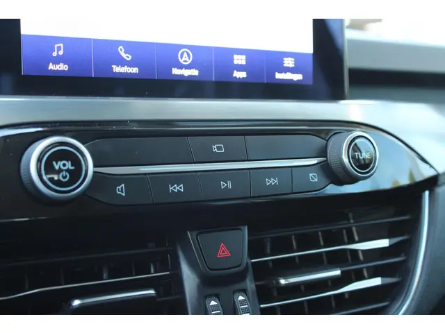 Ford Kuga 2.5 PHEV Titanium 2020 Hybride Benzine 29