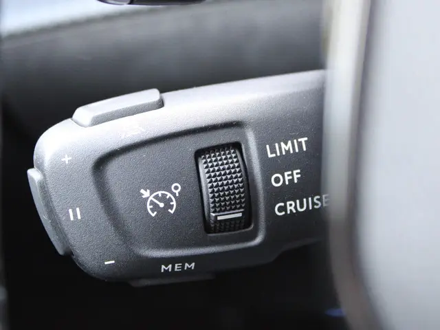 Peugeot 208 Hybrid 136 e-DCS6 GT 2024 Hybride Benzine 20