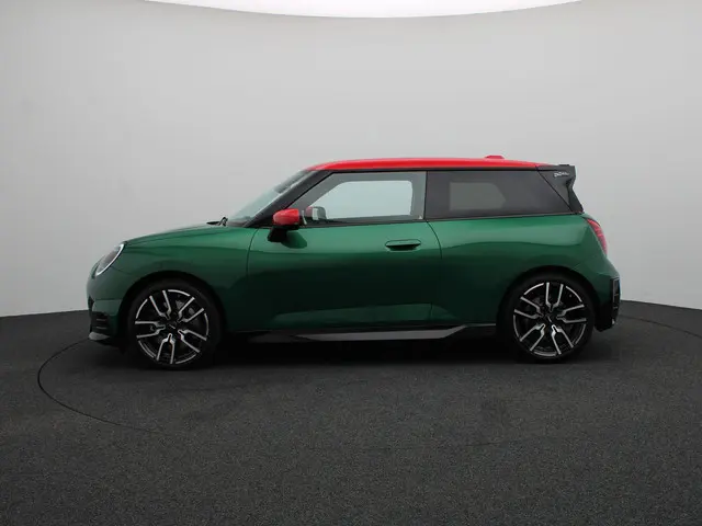 MINI 3-Deurs Mini Cooper E 2024 Elektrisch 4