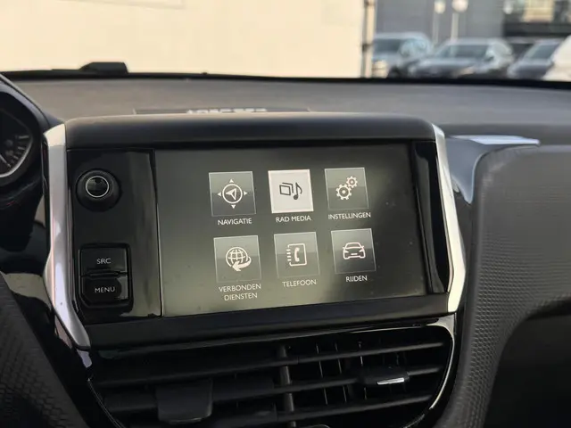 Peugeot 208 1.2 PureTech Allure 2015 Benzine 23