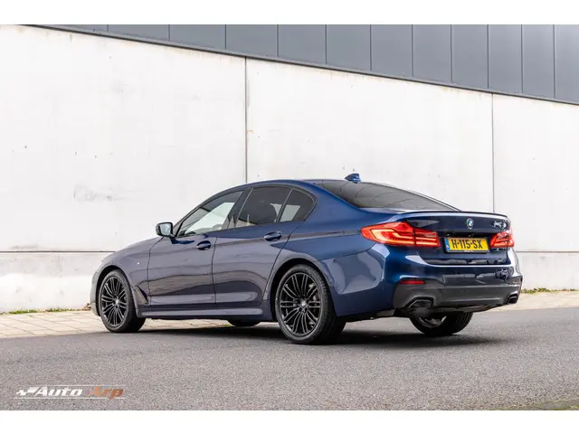 BMW 5 Serie 520i M-sport 2020 Benzine 10