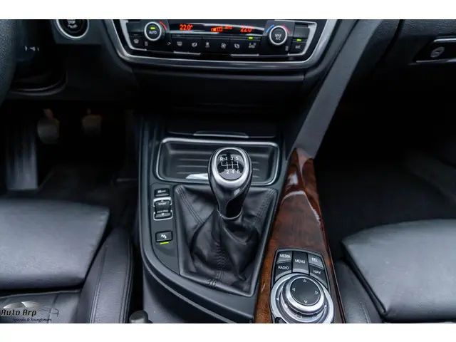 BMW 4 Serie Cabrio 428i 2014 Benzine 32