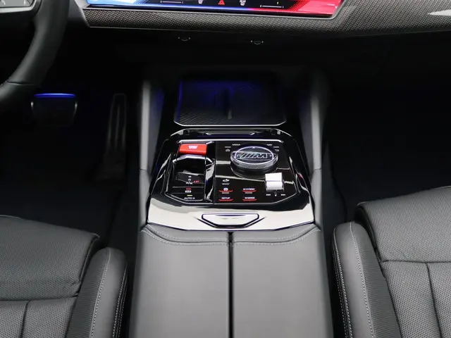 BMW M5 Touring 2025 Hybride Benzine 36