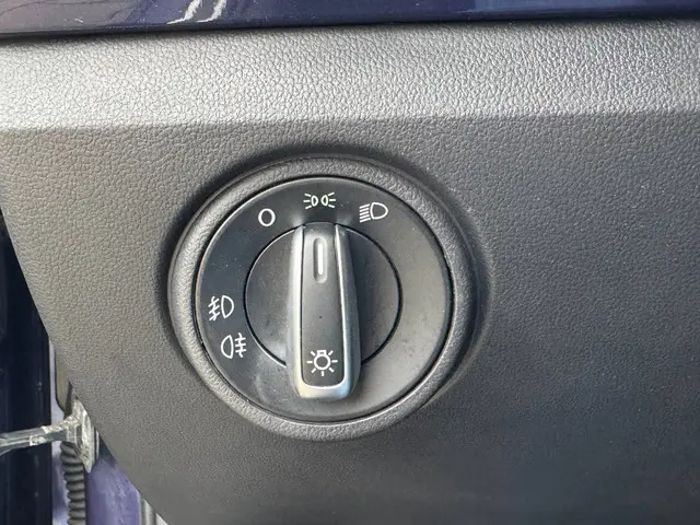 Volkswagen up! Club |5-deurs|NAVI|CRUISE|15” LM| 2015 Benzine 22