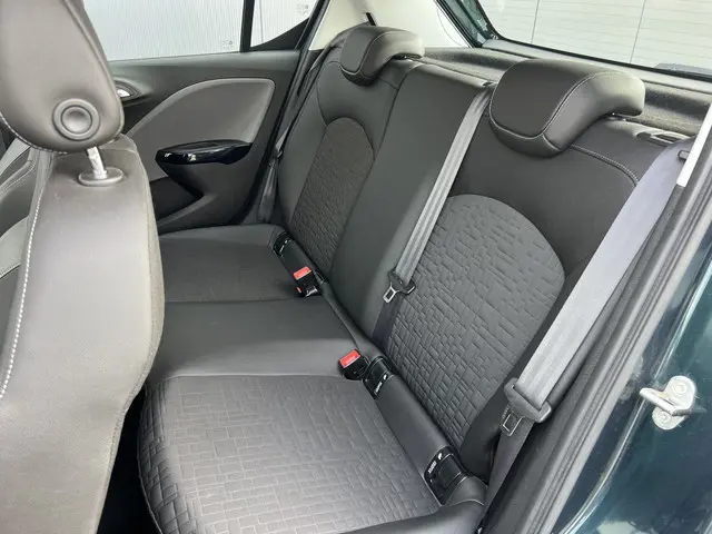 Opel Corsa 1.4 Cosmo 2015 Benzine 5