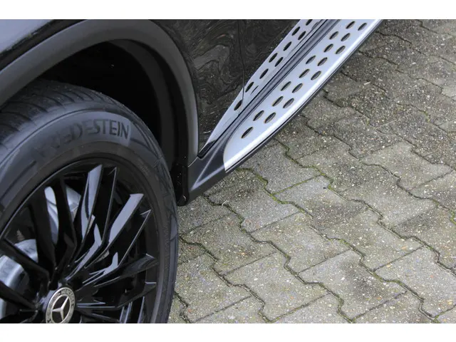 Mercedes-Benz GLC Coupé 250 4M AMG 2016 Benzine 26