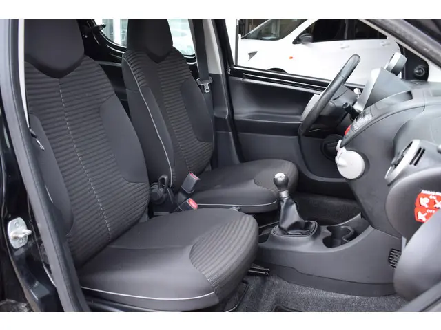 Peugeot 107 1.0 Active//Airco//5drs//72.610km!! 2014 Benzine 15