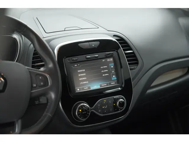 Renault Captur TCe 90 Intens 2018 Benzine 41