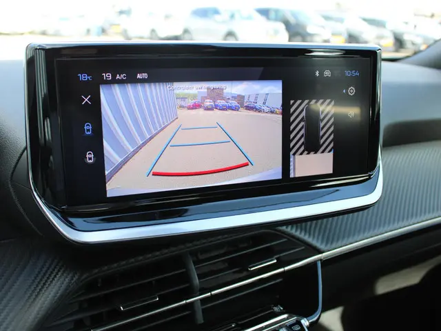 Peugeot 2008 1.2 PT 100 Style 2025 Benzine 26