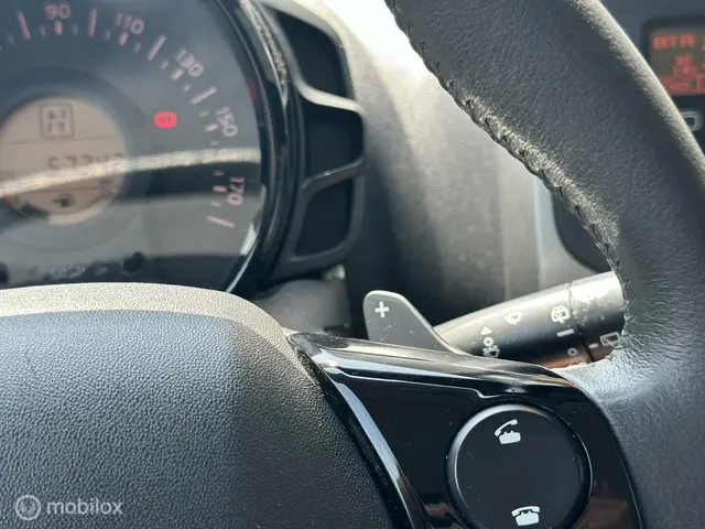 Peugeot 108 1.0 VTi Active | Automaat | Airco | 2015 Benzine 12