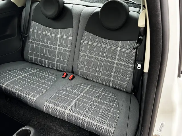 Fiat 500 1.2 Lounge Airco Panoramadak PDC 2016 Benzine 9