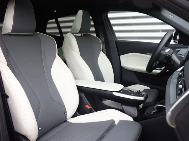 BMW iX2 eDrive20 2025 Elektrisch 8