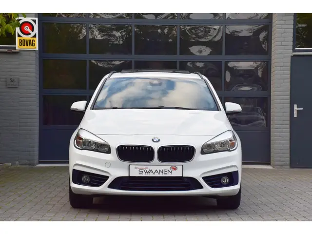 BMW 2 Serie Active Tourer 218i Executive 2015 Benzine 2