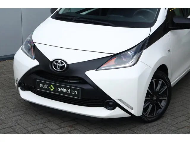 Toyota Aygo 1.0 VVT-i x-fun 2017 Benzine 3