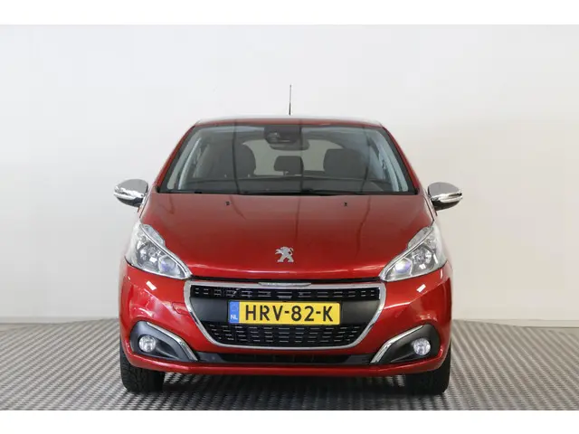 Peugeot 208 1.2 PureTech Tech Edition 110 PK. 2019 Benzine 31