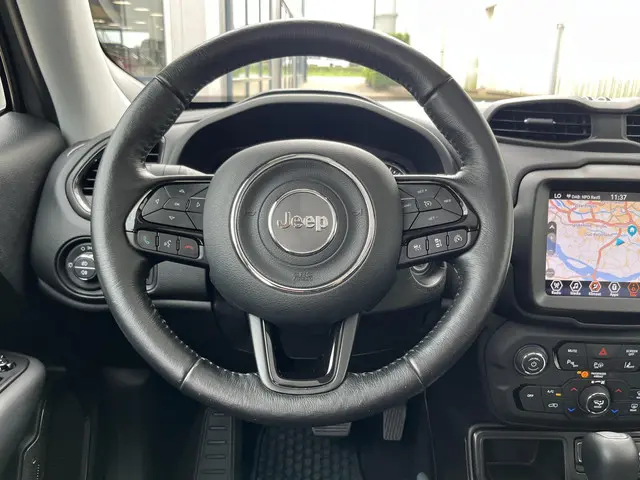 Jeep Renegade 1.5T e-Hybrid S 2023 Hybride Benzine 42