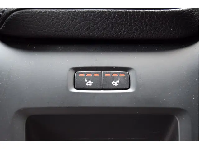 Volvo V60 2.0 T4 R-Design Automaat 2020 Benzine 38