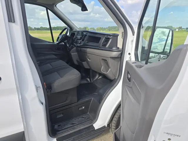 Ford Transit 350 2.0 TDCI L4 H3 Trend RWD 2023 Diesel 11