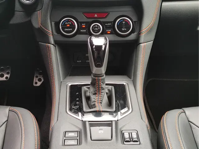 Subaru XV 2.0i Premium 2018 Benzine 21