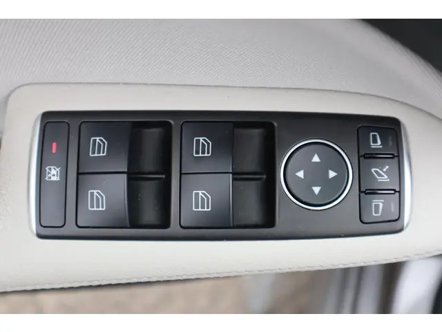 Mercedes-Benz B-Klasse 200 PRESTIGE 2014 Benzine 16