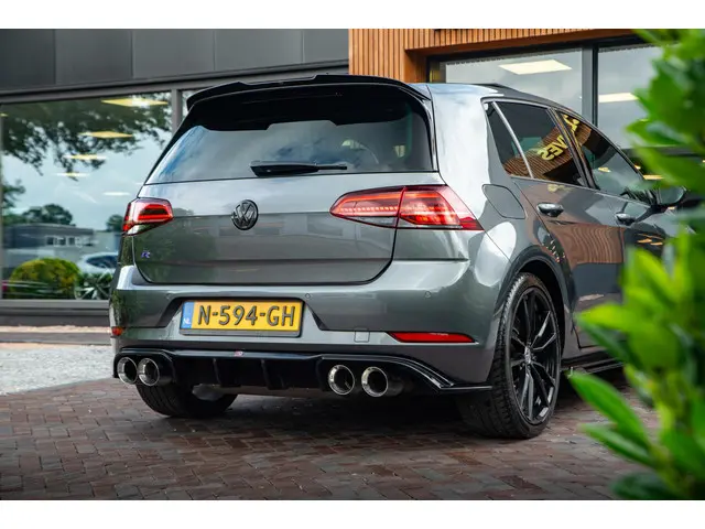 Volkswagen Golf 2.0 TSI 4Motion R 2017 Benzine 7