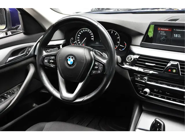 BMW 5 Serie 530i 2018 Benzine 14