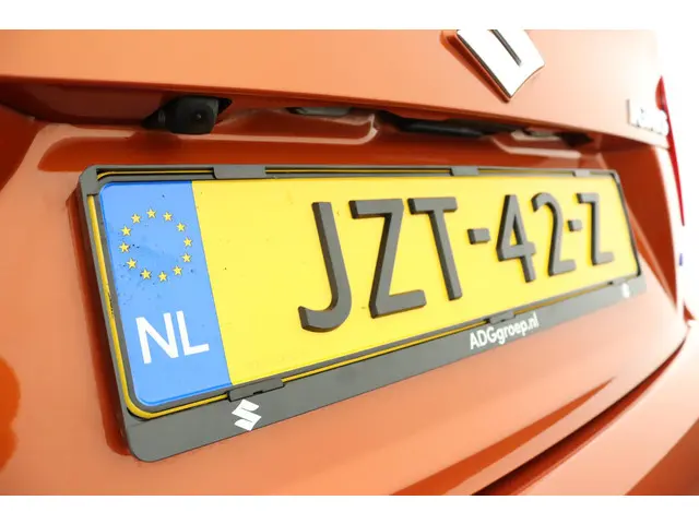 Suzuki Ignis 1.2 Smart Hybrid Select 2023 Benzine 36