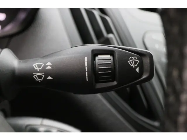 Ford Transit Courier 1.5 TDCI Trend 2018 Diesel 32