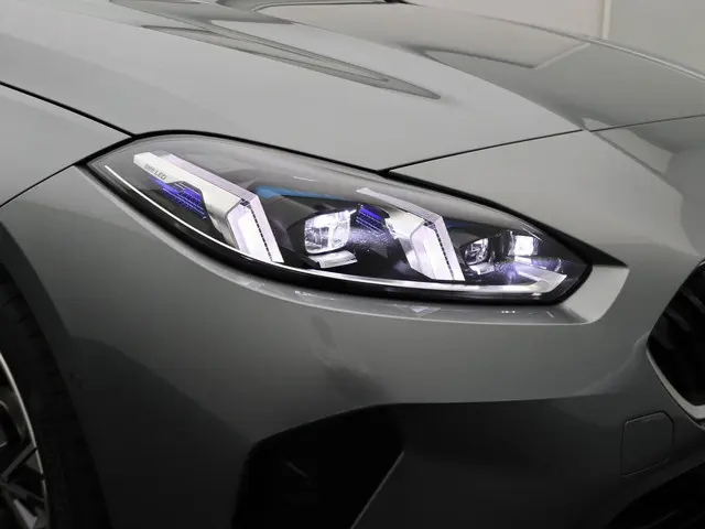 BMW 1 Serie 120 2025 Benzine 18