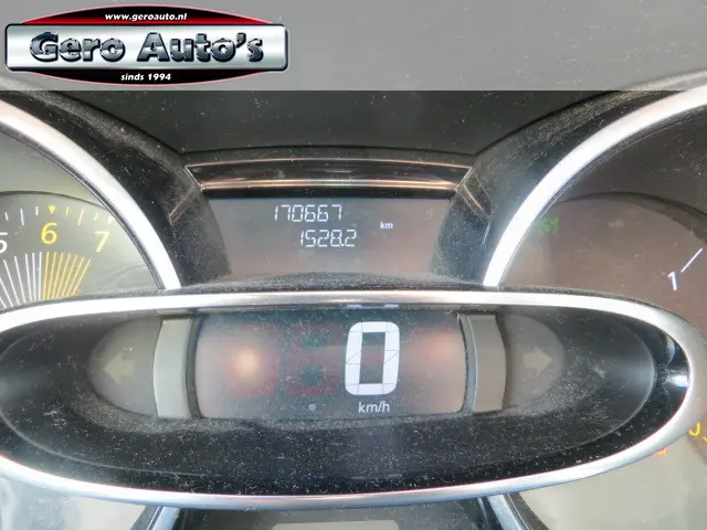 Renault Clio 0.9 TCe Expression 2016 Benzine 2