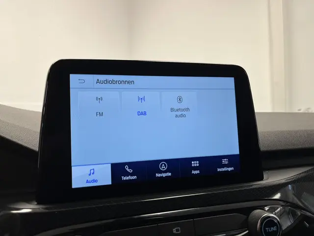 Ford Kuga 2.5 PHEV ST-Line 2024 Hybride Benzine 24