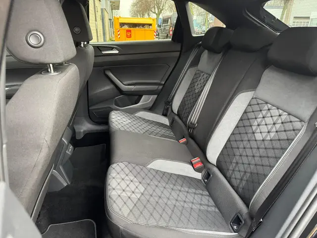 Volkswagen Taigo 1.0 TSI R-Line 2025 Benzine 24