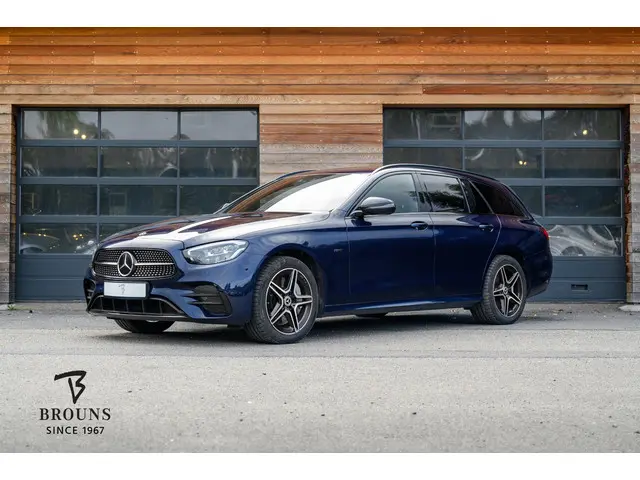 Mercedes-Benz E-Klasse 300 e AMG 2020 Hybride Benzine