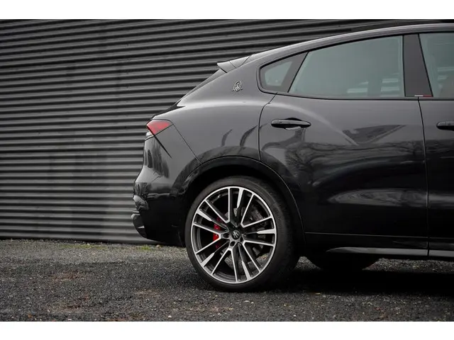 Maserati Levante 3.8 V8 Trofeo 2019 Benzine 45