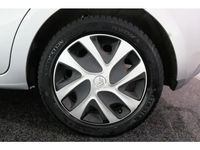Citroën C3 1.2 VTi Collection 2014 Benzine 25