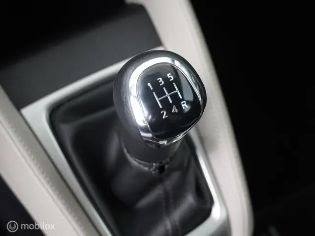 Nissan Micra 0.9 IG-T N-Connecta 2019 Benzine 26